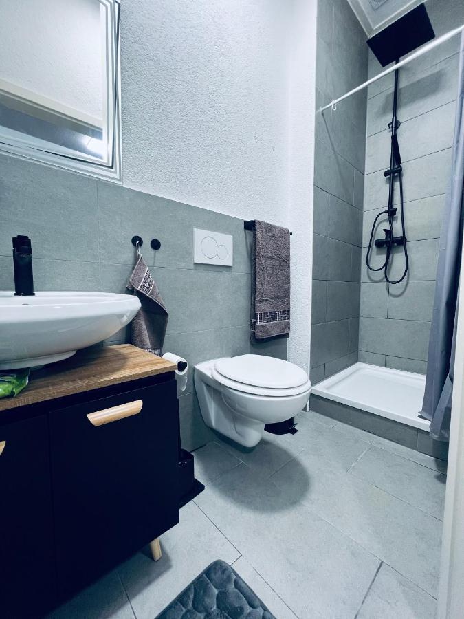 Traumhaftes 1-Zi Apartment Mit Gartennutzung Naehe Krefeld Hbf Eksteriør billede